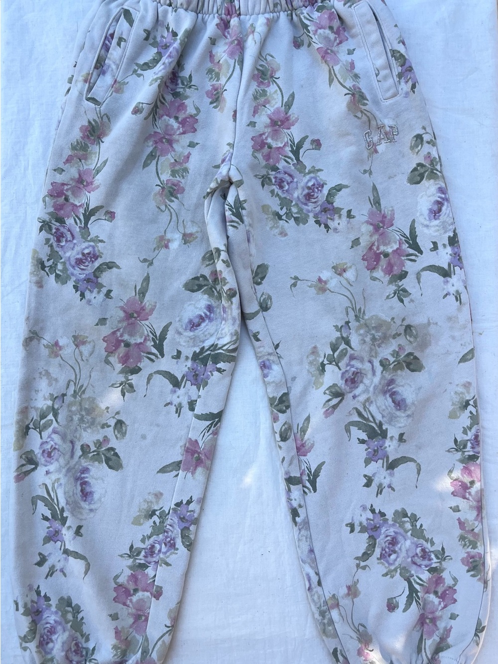 GAP x LoveShackFancy Floral Logo Jogger Sweatpants – Size Large Gently Used